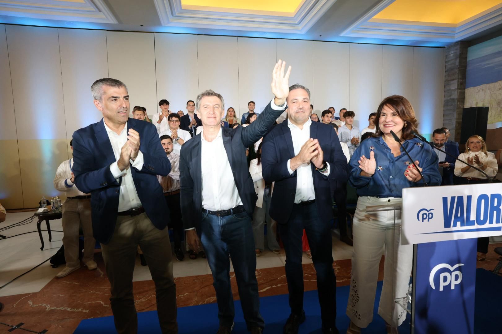 Feijóo atrae masas en el acto del Partido Popular en Las Palmas de Gran Canaria