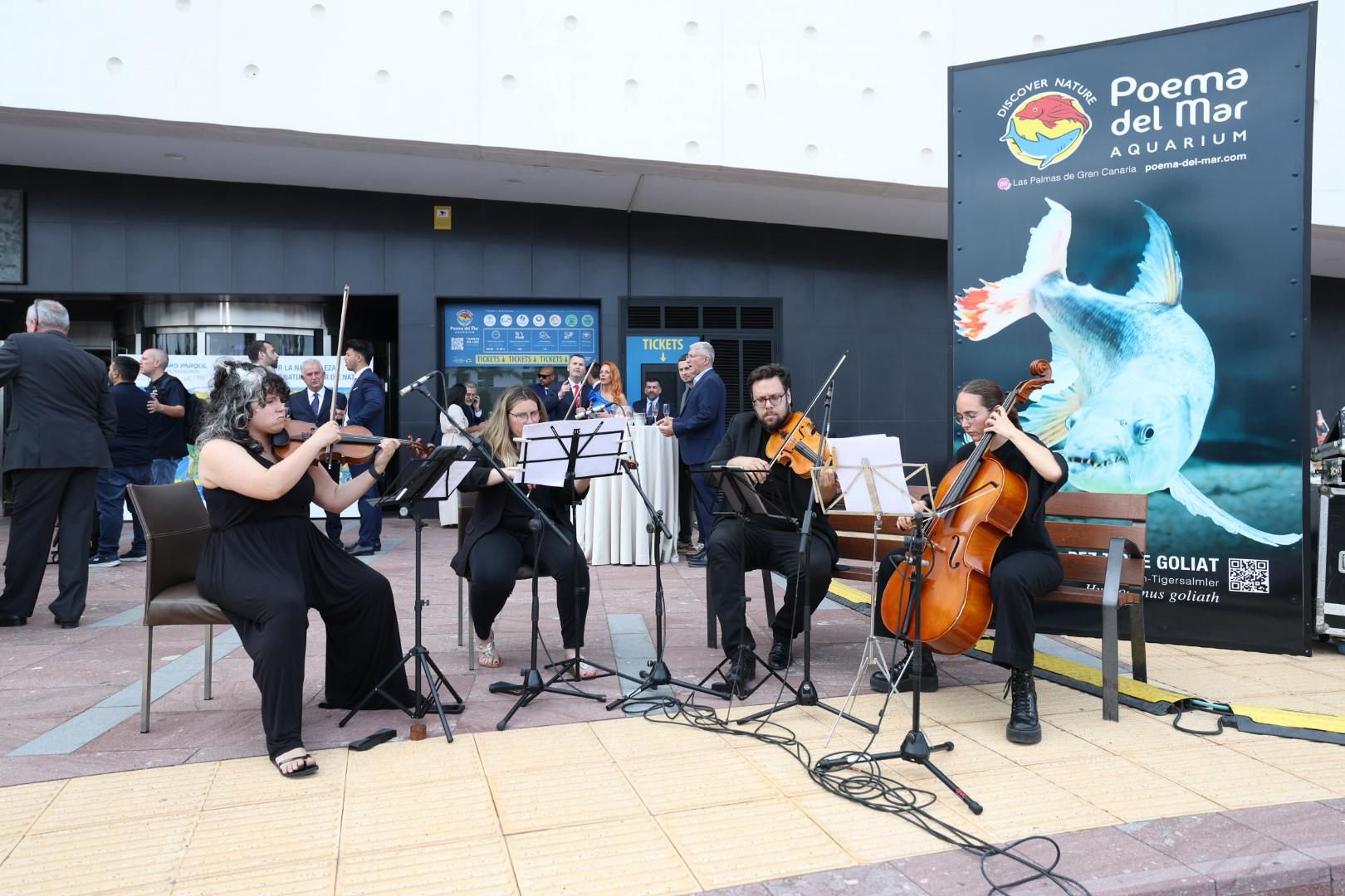 Poema del mar celebra el Día de los Océanos