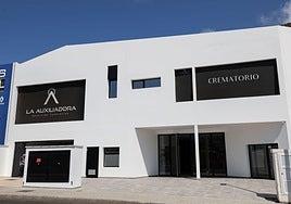 Inauguración de las nuevas instalaciones de la Funeraria La Auxiliadoraen en Gáldar, en imágenes