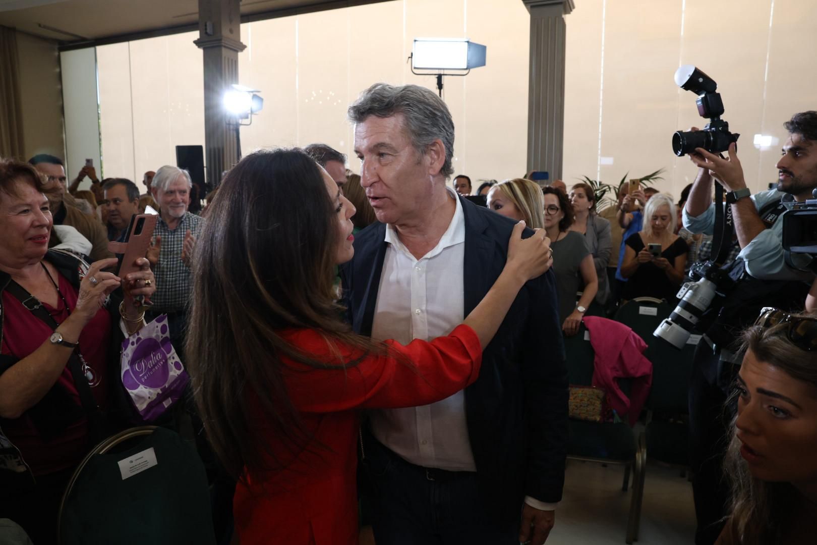 Feijóo atrae masas en el acto del Partido Popular en Las Palmas de Gran Canaria