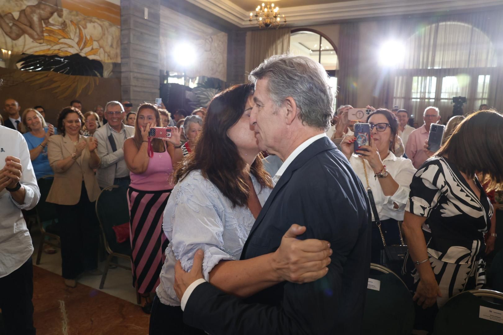 Feijóo atrae masas en el acto del Partido Popular en Las Palmas de Gran Canaria