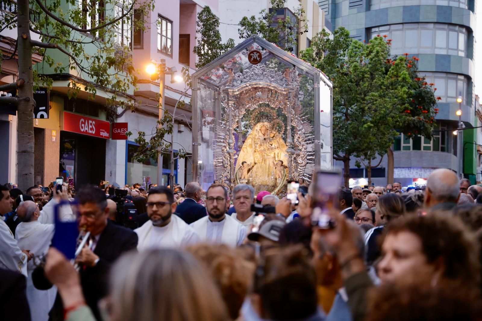 Telde recibe a la Virgen del Pino