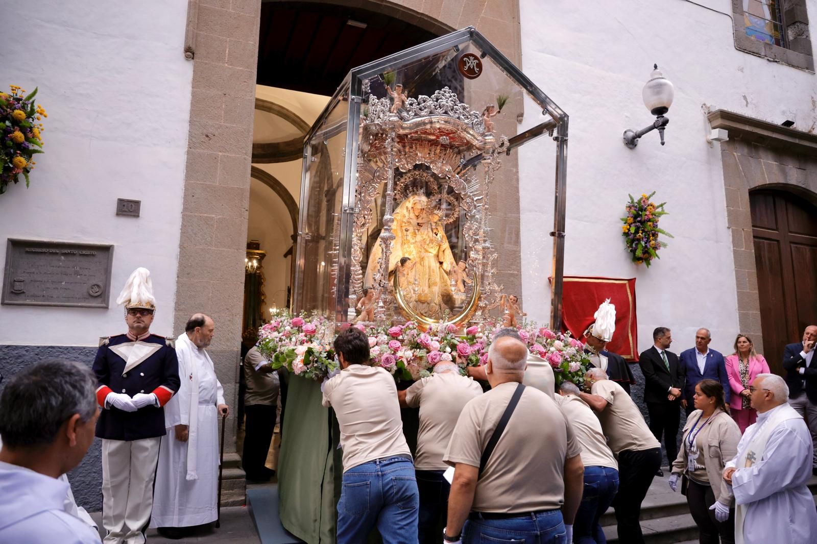 Telde recibe a la Virgen del Pino