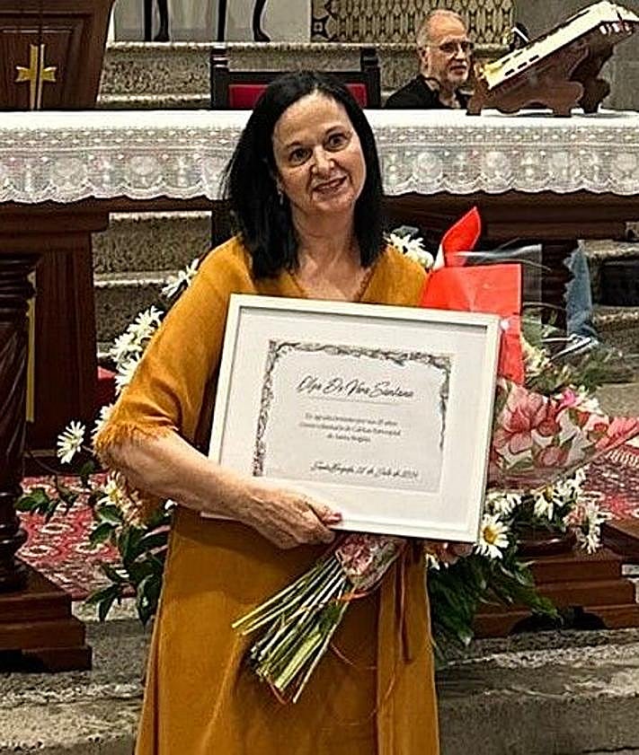 Imagen secundaria 2 - Luis Felipe Monzón y José Carlos Déniz (arriba) y José Miguel Bravo de Laguna y Olga de Vera.