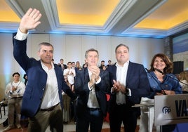 De izquierda a derecha, Manuel Domínguez, Alberto Nuñez Feijóo, Carlos Ester y Jimena Delgado.