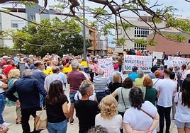 Un momento de la concentración en Las Torres contra la modificación del Plan General de Ordenación de Las Palmas de Gran Canaria.