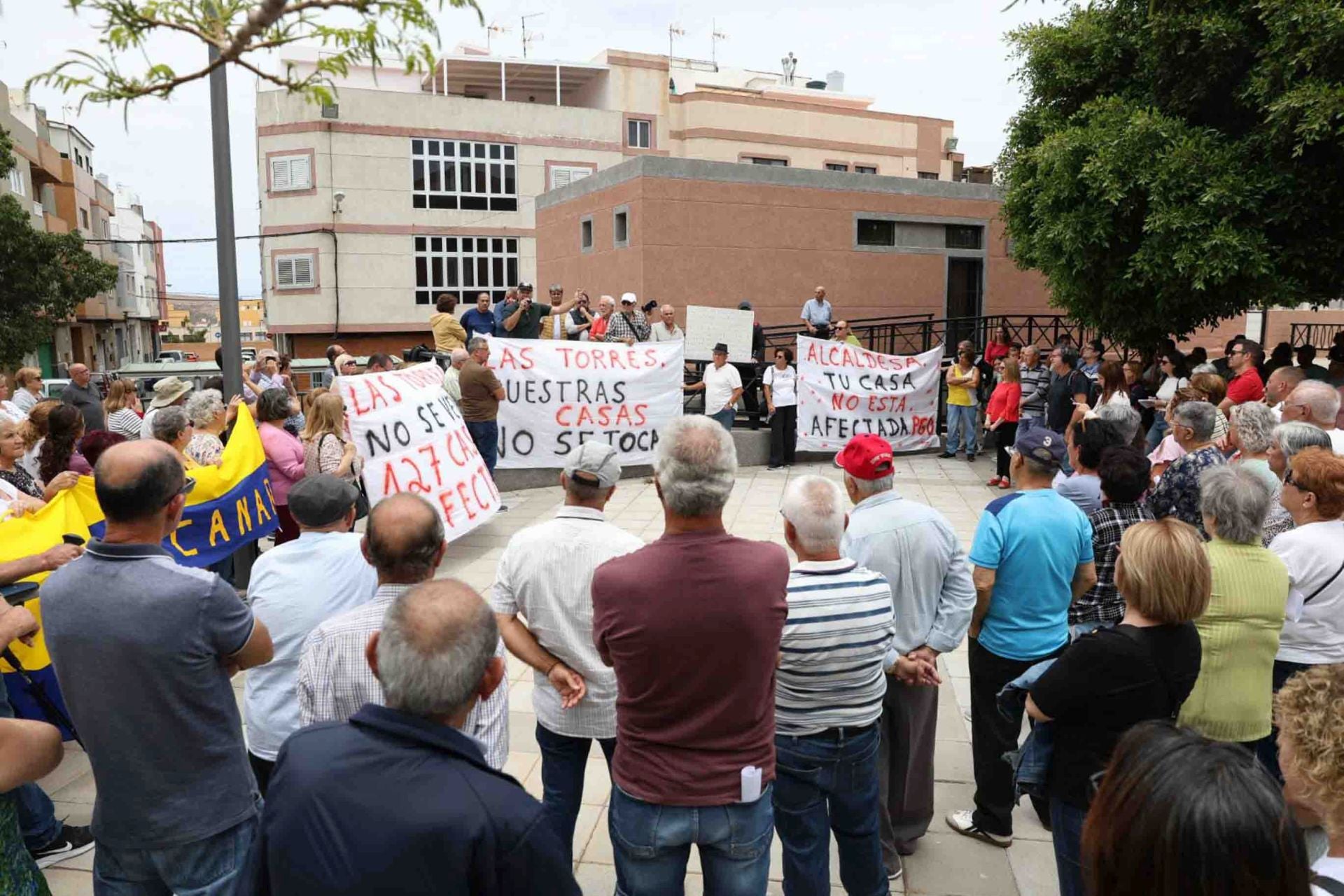 Las protestas de El barrio de Las Torres contra el Plan General, en imágenes