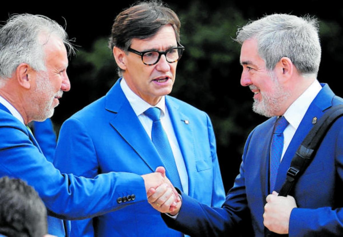 Canarias traslada su «soledad» en migración y solo le apoyan Cataluña, Euskadi y Pedro Sánchez
