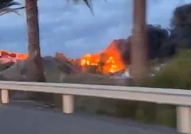 Imagen del almacén abandonado en la bajada del Burrero.