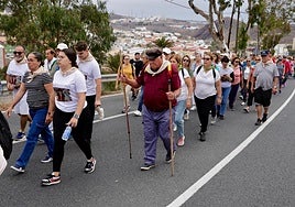 Con fe y devoción, de Jinámar a Telde para ver a la Virgen del Pino