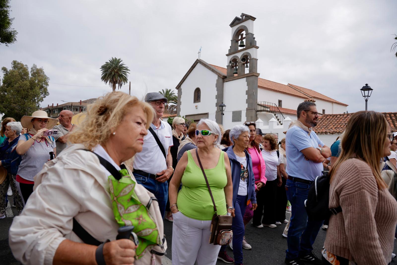 Con fe y devoción, de Jinámar a Telde para ver a la Virgen del Pino