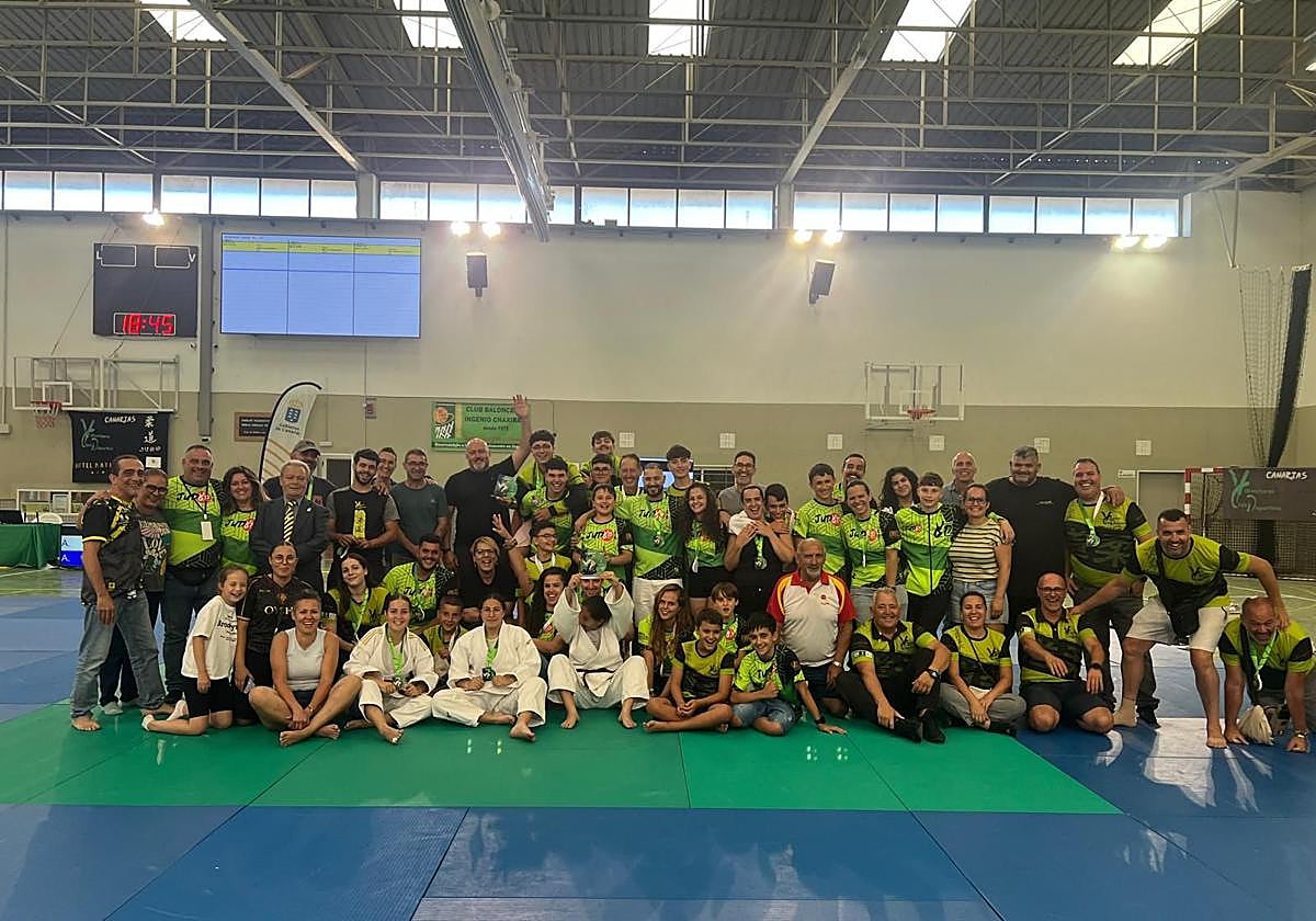 Una representación de los participantes en el certamen celebrado en Ingenio.