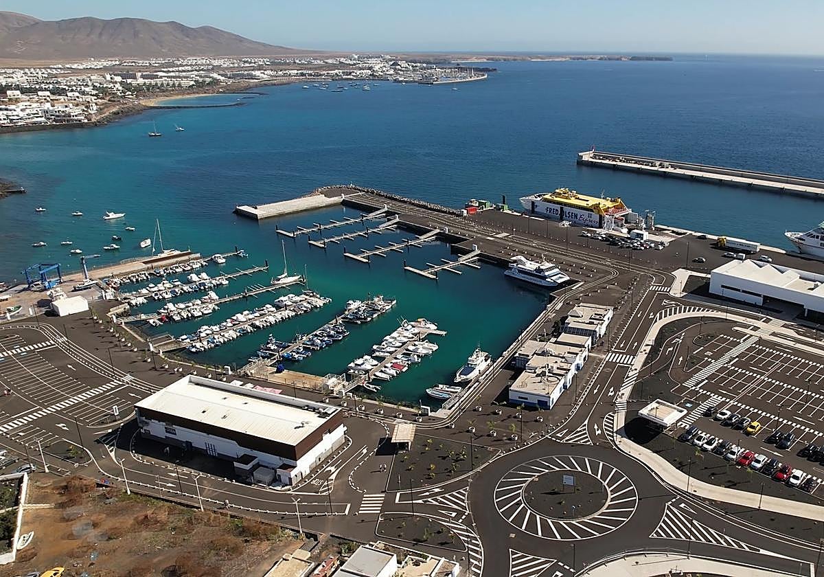 Puerto de Playa Blanca.