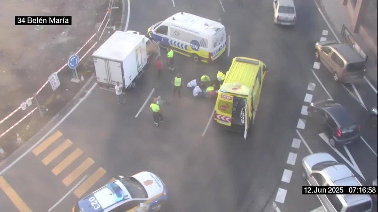 Accidente en la rotonda de Belén María: colisión entre un coche y un patinete