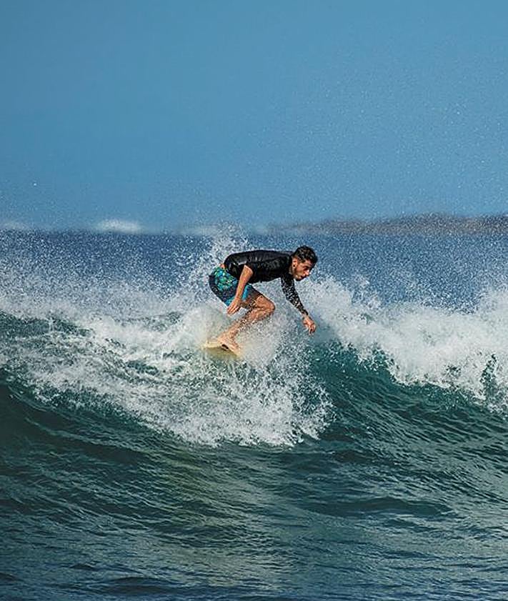 Imagen secundaria 2 - Las Palmas de Gran Canaria entre playas, historia y naturaleza para disfrutar el verano