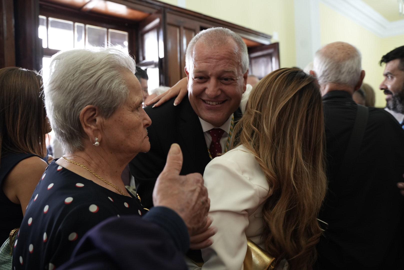 La toma de posesión de José Agustín Arencibia como alcalde de Teror, en imágenes