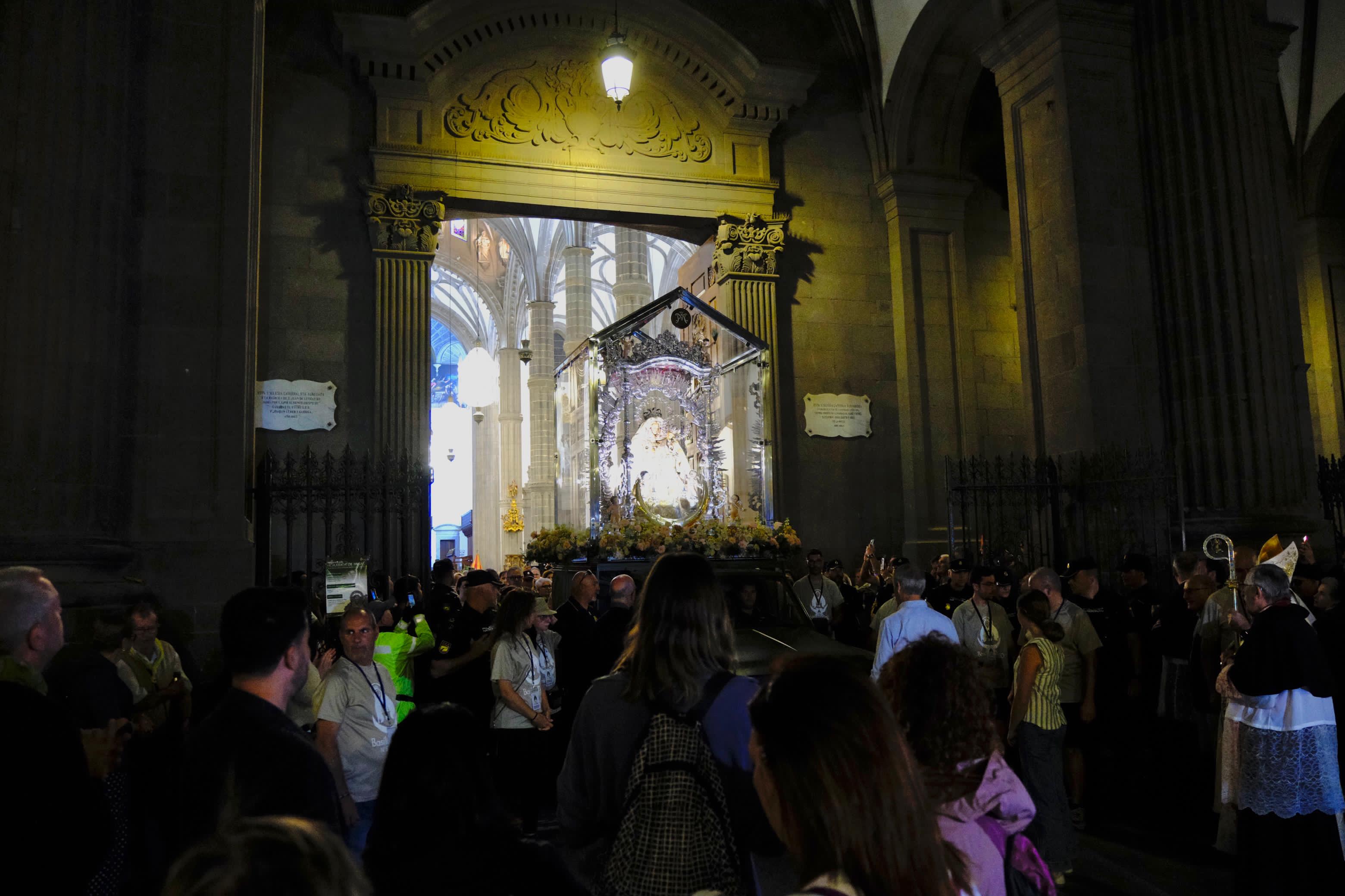 La subida de la Virgen del Pino 2025