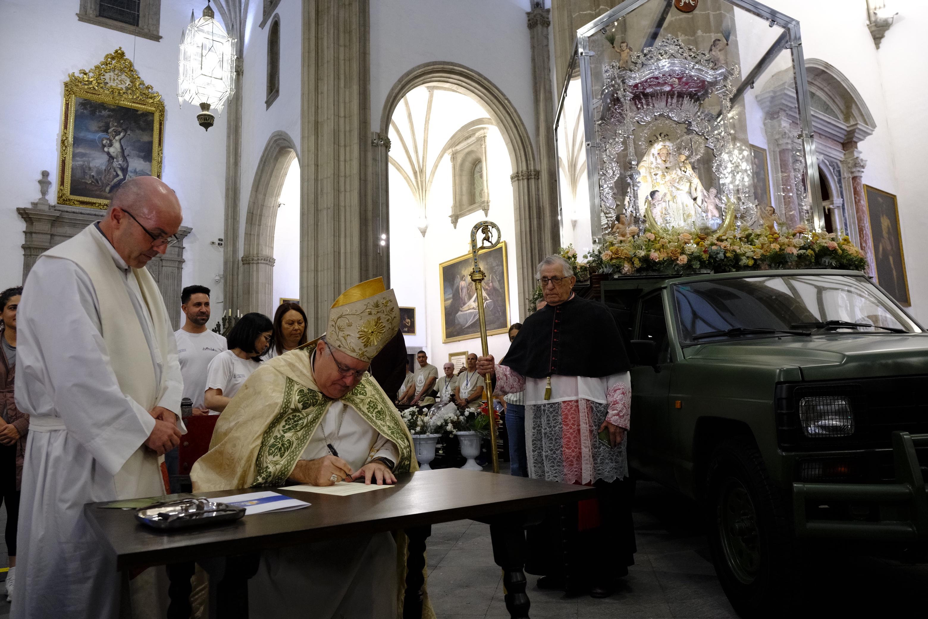 La subida de la Virgen del Pino 2025