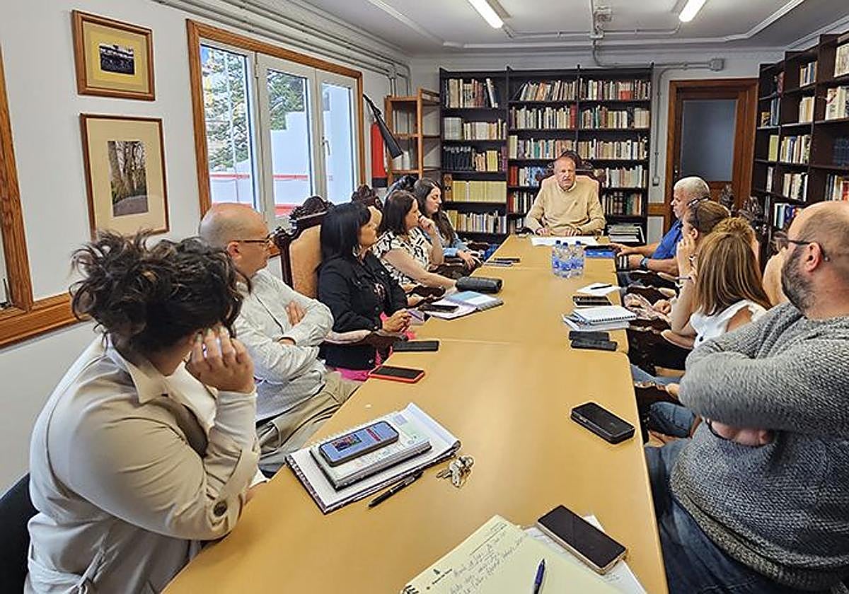 Un momento de la reunión, este lunes.
