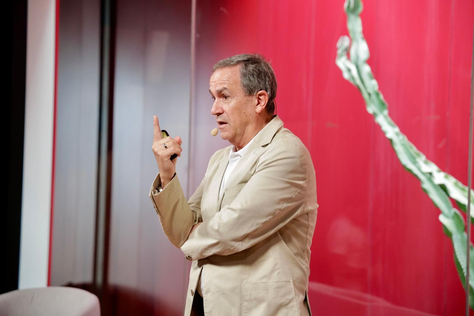 El futuro del empleo y la FP se debate en CANARIAS7