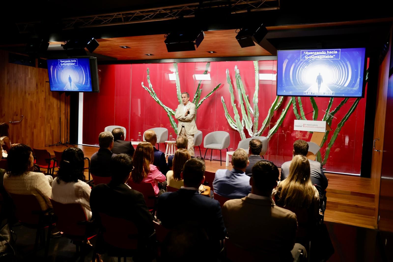 El futuro del empleo y la FP se debate en CANARIAS7