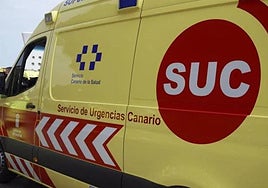 Imagen de archivo de una ambulancia del Servicio de Urgencias Canario.