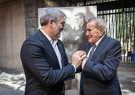 El presidente Clavijo con Manuel Hermoso Rojas en una foto reciente.