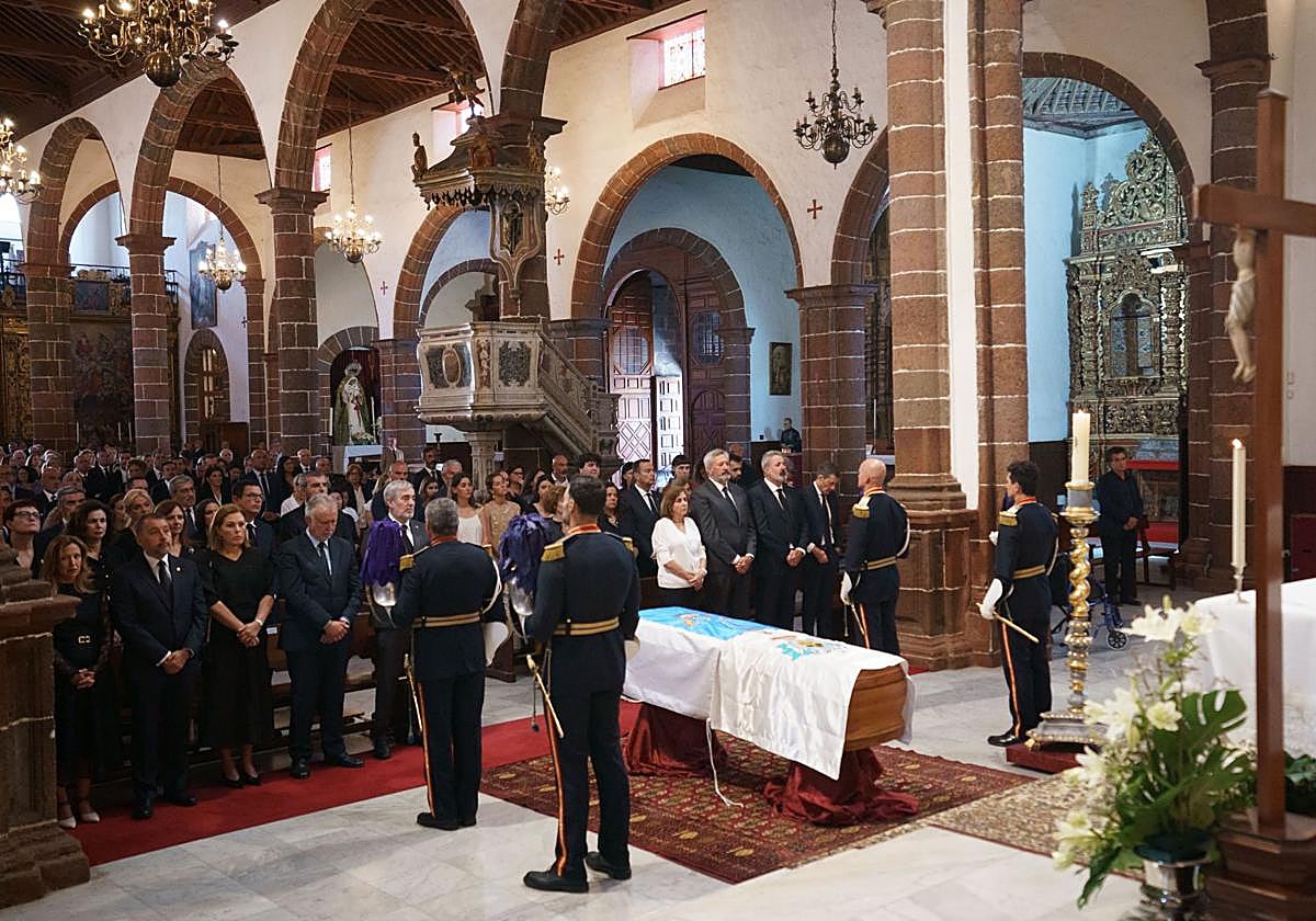 Imagen del entierro de Manuel Hermoso en la iglesia de la Concepción, en Tenerife