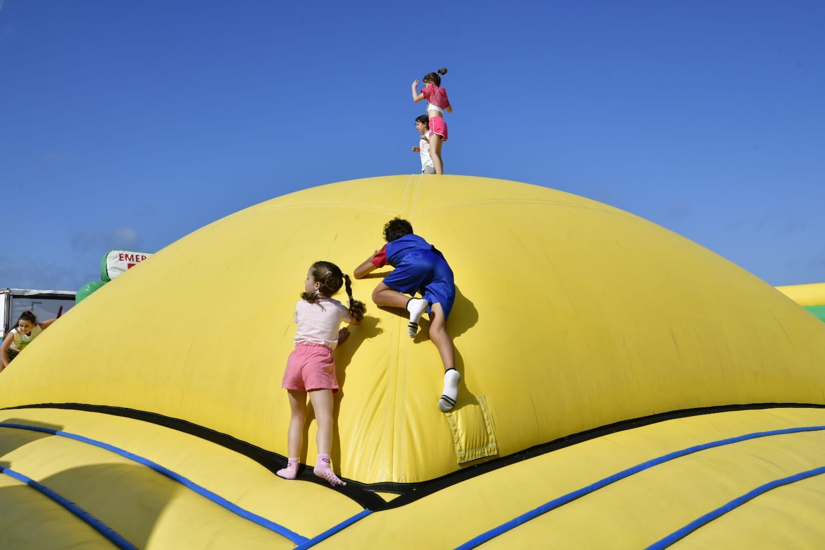El parque hinchable más grande del mundo, en imágenes