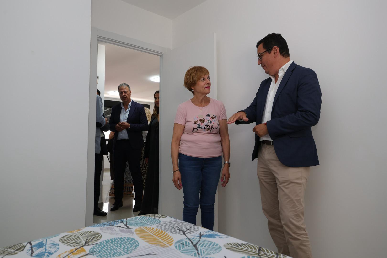 Entrega de nuevas viviendas sociales en Ciudad del Campo