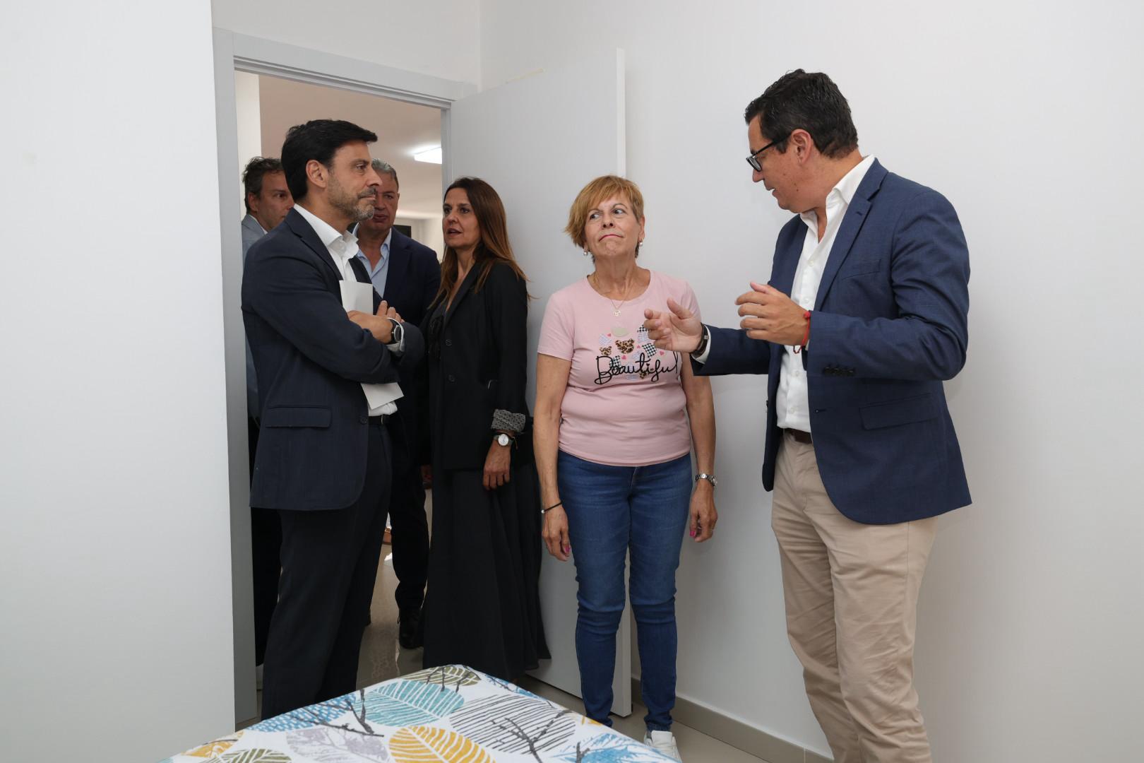 Entrega de nuevas viviendas sociales en Ciudad del Campo