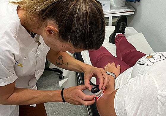 El objetivo radica en agilizar la atención a los pacientes con patologías dermatológicas y reducir los desplazamientos al Hospital General de Fuerteventura.