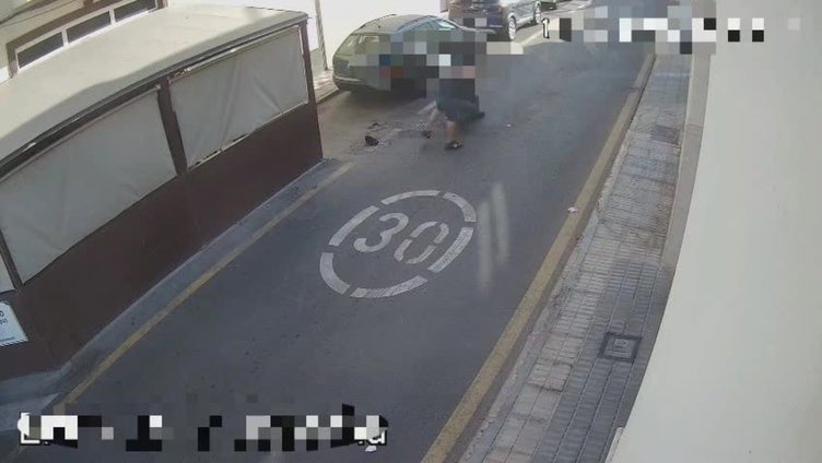 Un hombre apuñala a otro en plena calle de Arrecife