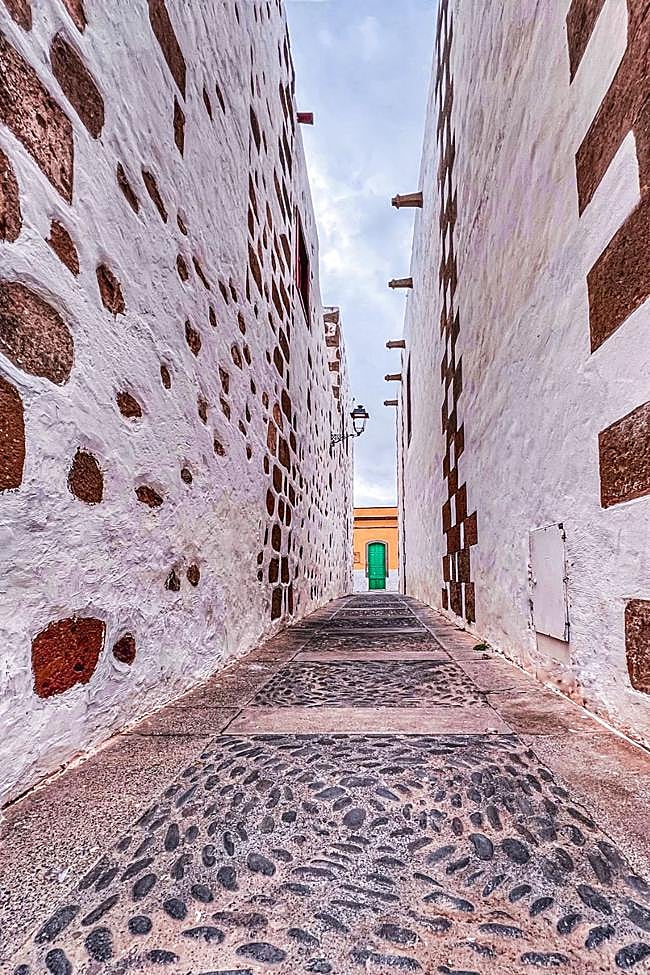 Segundo premio, imagen del Callejón del Consejo.