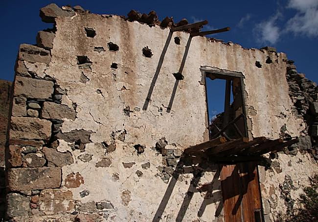 Antiguas Casas del Convento, en Temisas, obtuvo el tercer premio.