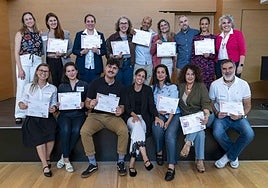 Participanes de la 7 edicion de Emplea +35 junto a las responsables del proyecto.