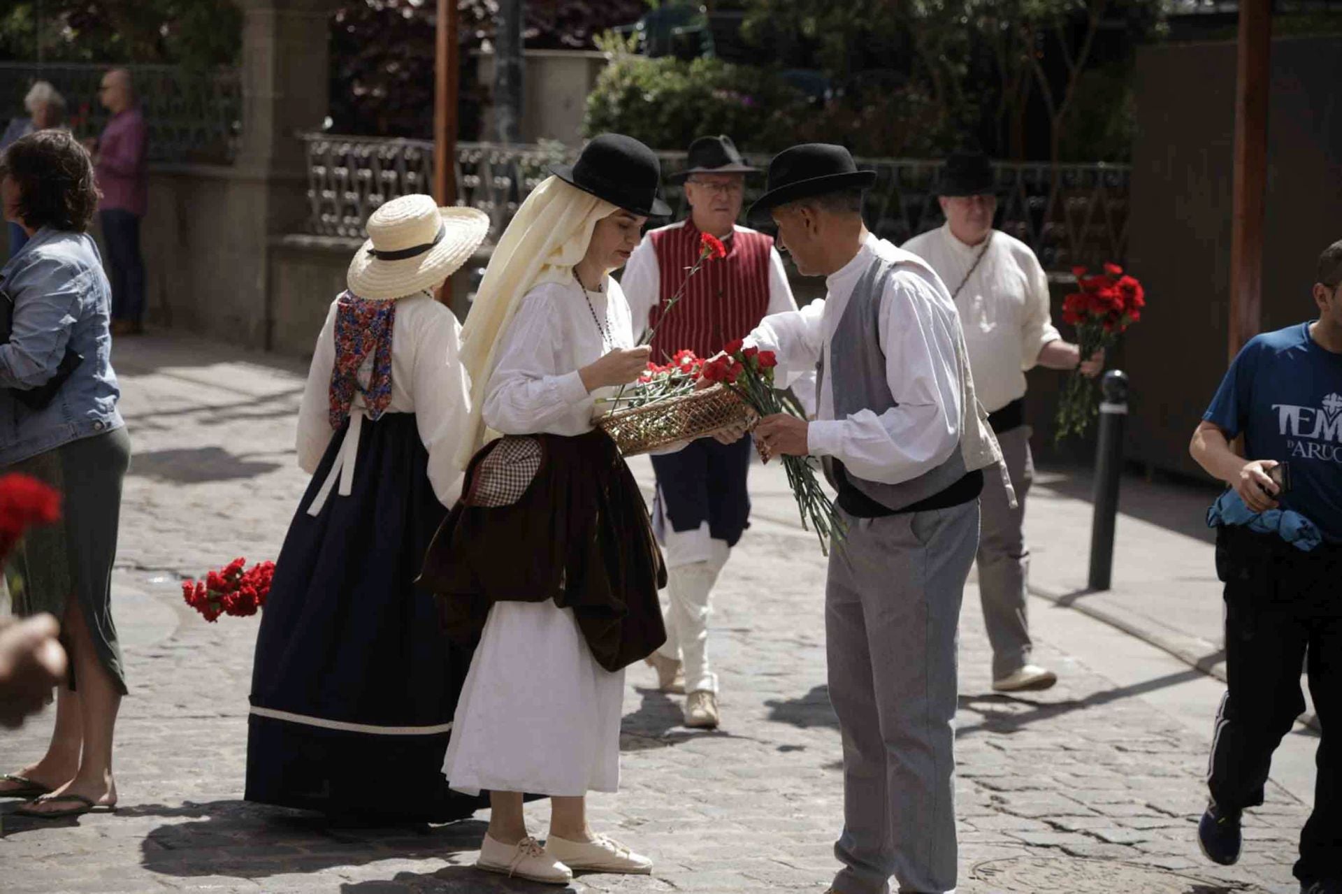 Imágenes de la Procesión de San Juan y de la Virgen del Rosario en Arucas