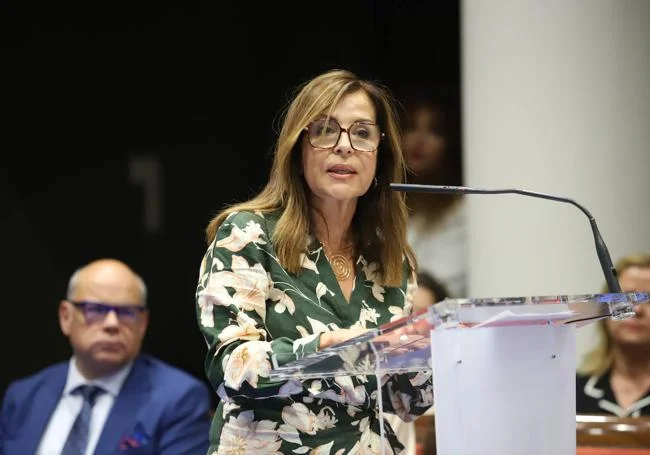 Imagen de la Diputada del Común Lola Padrón.
