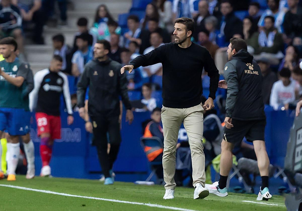 Luis García, entrenador de la UD.