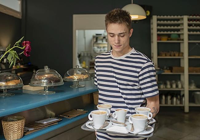 El Café de l'Institut Français es uno de los lugares más refrescantes del centro de Madrid, sobre todo por las mañanas
