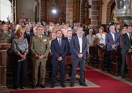 El presidente del Gobierno de Canarias, Fernando Clavijo, asistió este miércoles al funeral.