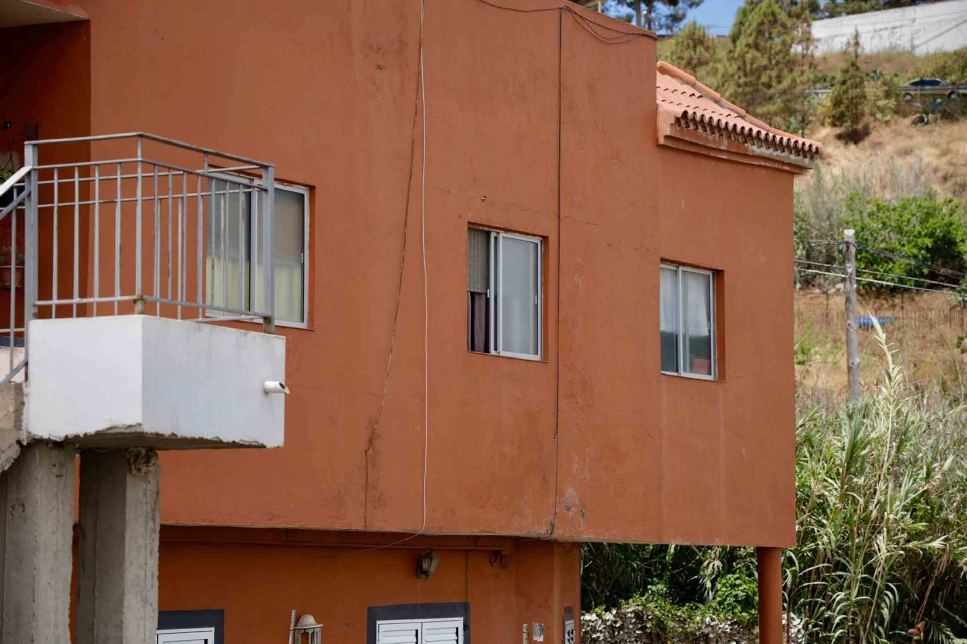 Firgas, de luto tras la muerte de un hombre apuñalado por su nieta