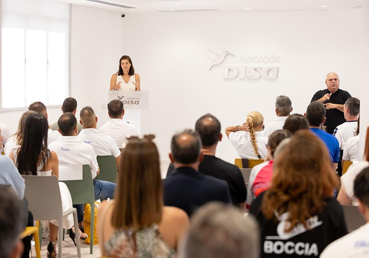 Imagen principal - La Fundación Disa impulsa el deporte inclusivo de Canarias