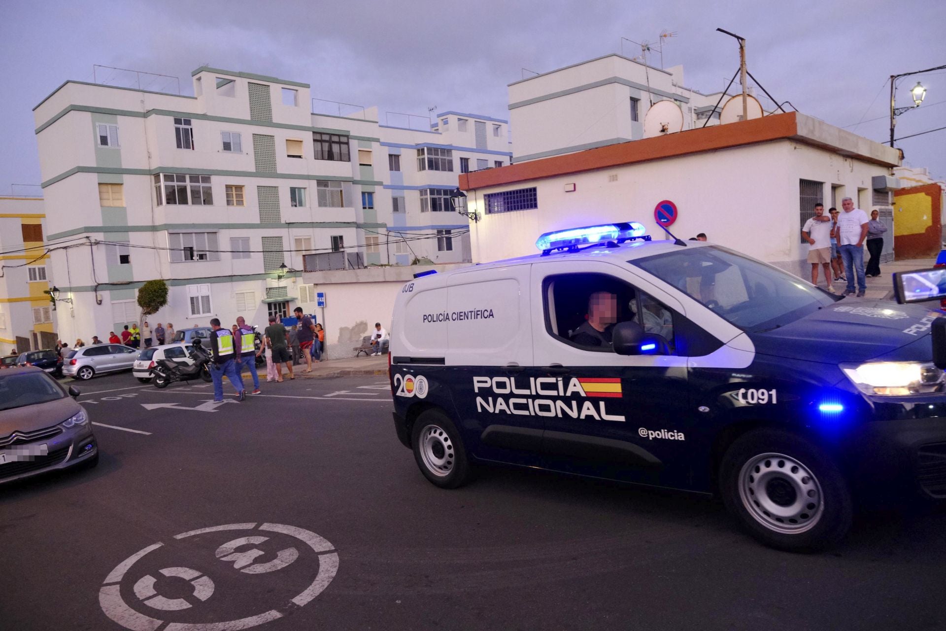 Crimen en Telde: asesina a un hombre en plena calle y se da a la fuga