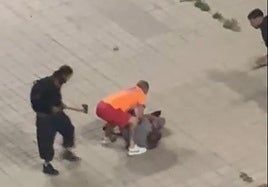 Extracto del vídeo de la paliza en San Cristóbal.