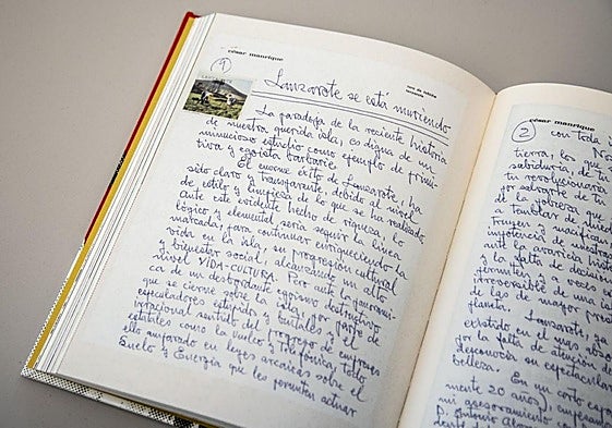 El libro reproduce el escrito original de su reflexión 'Lanzarote se está muriendo'.