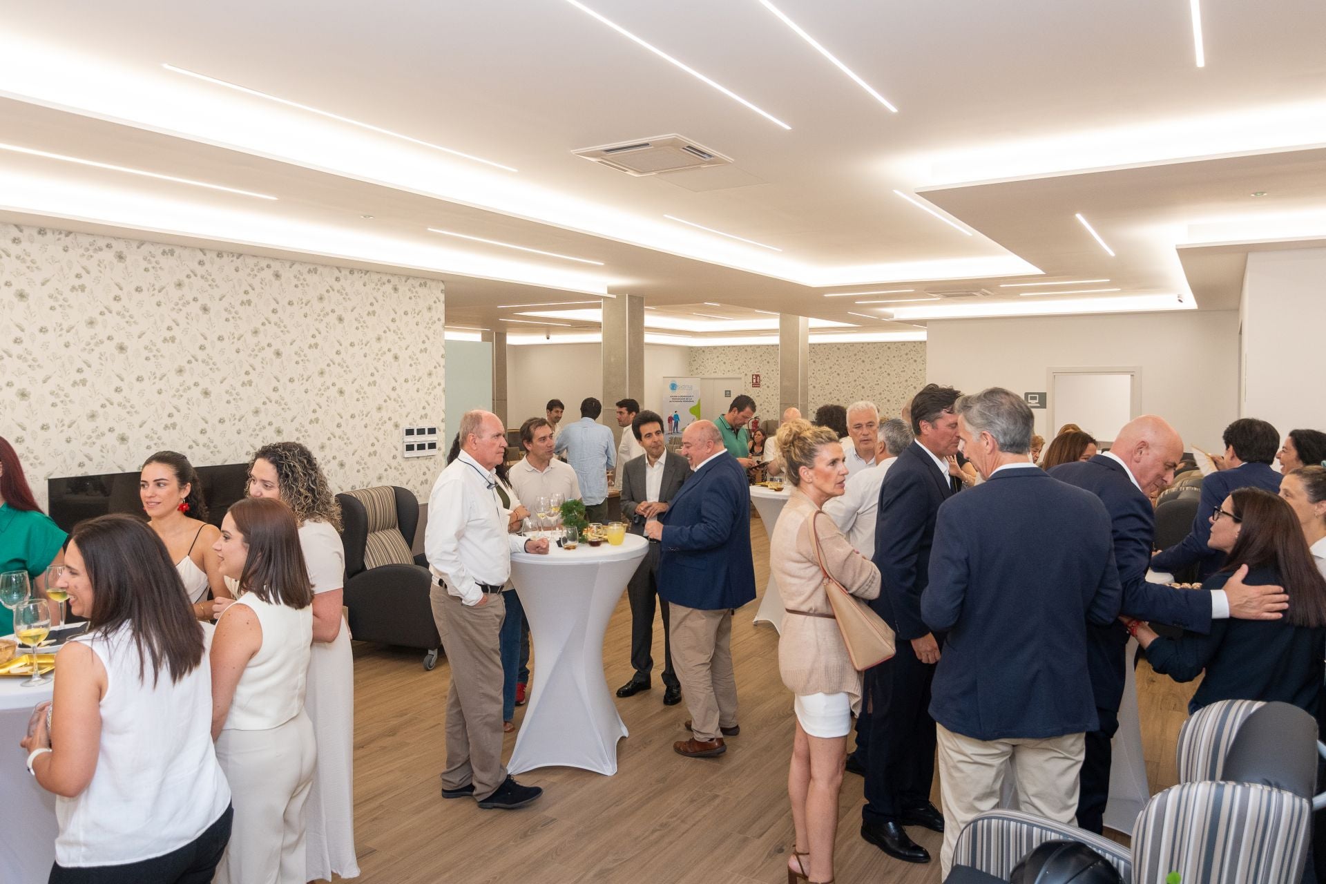 Asidma y Grupo ICOT abren las puertas del Centro de Día Santa Catalina