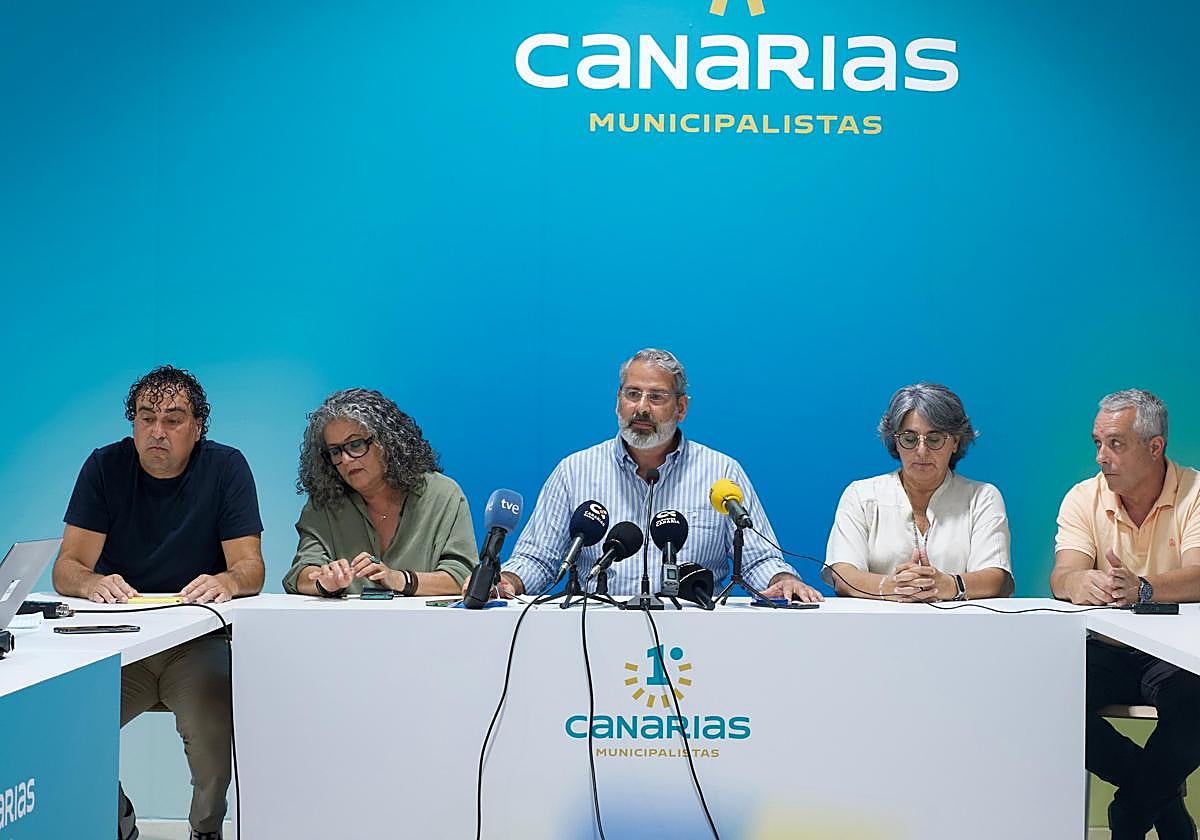 Comfir denuncia que el cuatripartito de Firgas acordó que el que rompa el pacto pague 60.000 euros