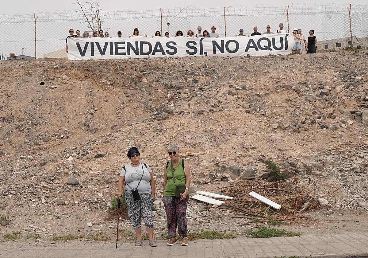 Momento de la movilización ciudadana de este sábado en los barrios de San Nicolás y San Francisco.