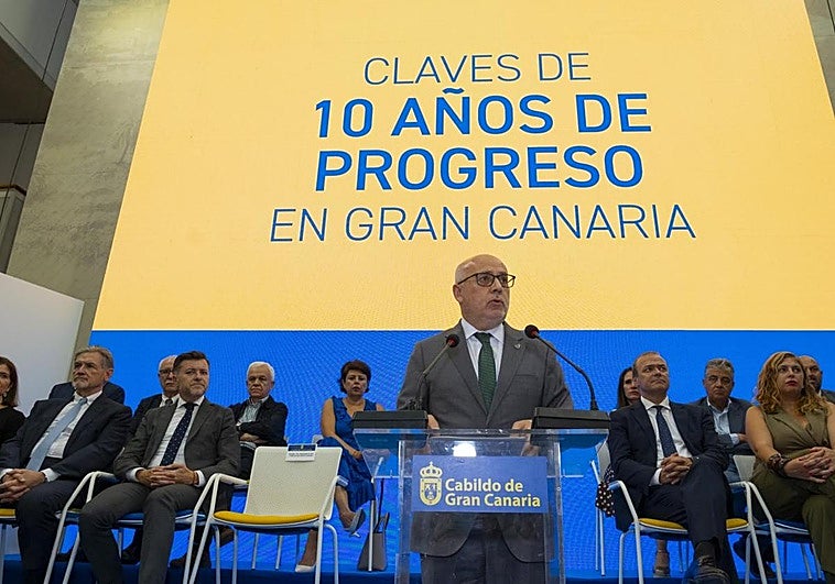 Antonio Morales presume de Cabildo tras 10 años en el mando.